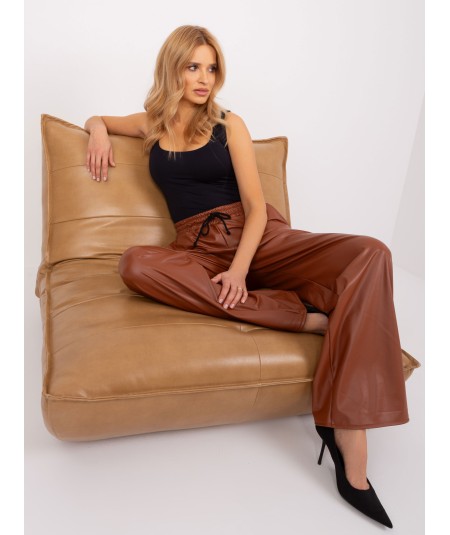 Spodnie-LK-SP-509453.47-jasny brązowy